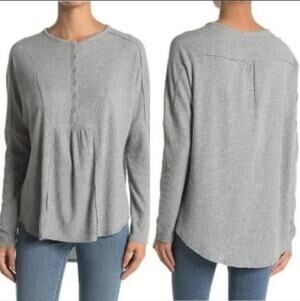 Gibsonlook Women's Mixed Ribbed Waffle Knit Henley Top SMALL Heather Gray NWT